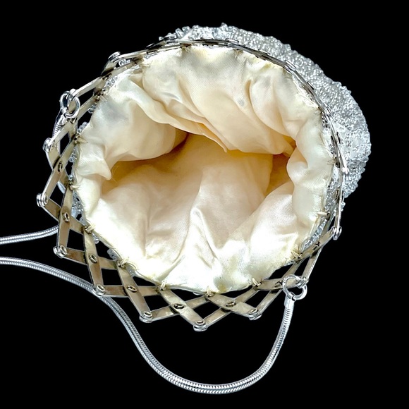 🌺 Vintage Sequined Hinged Evening Bag/Purse - Picture 12 of 13